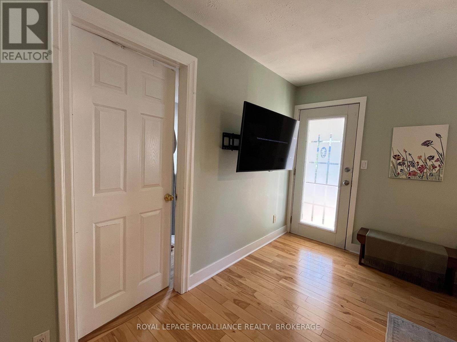 7 Third Avenue, Kingston, Ontario  K7K 2J4 - Photo 10 - X13785878