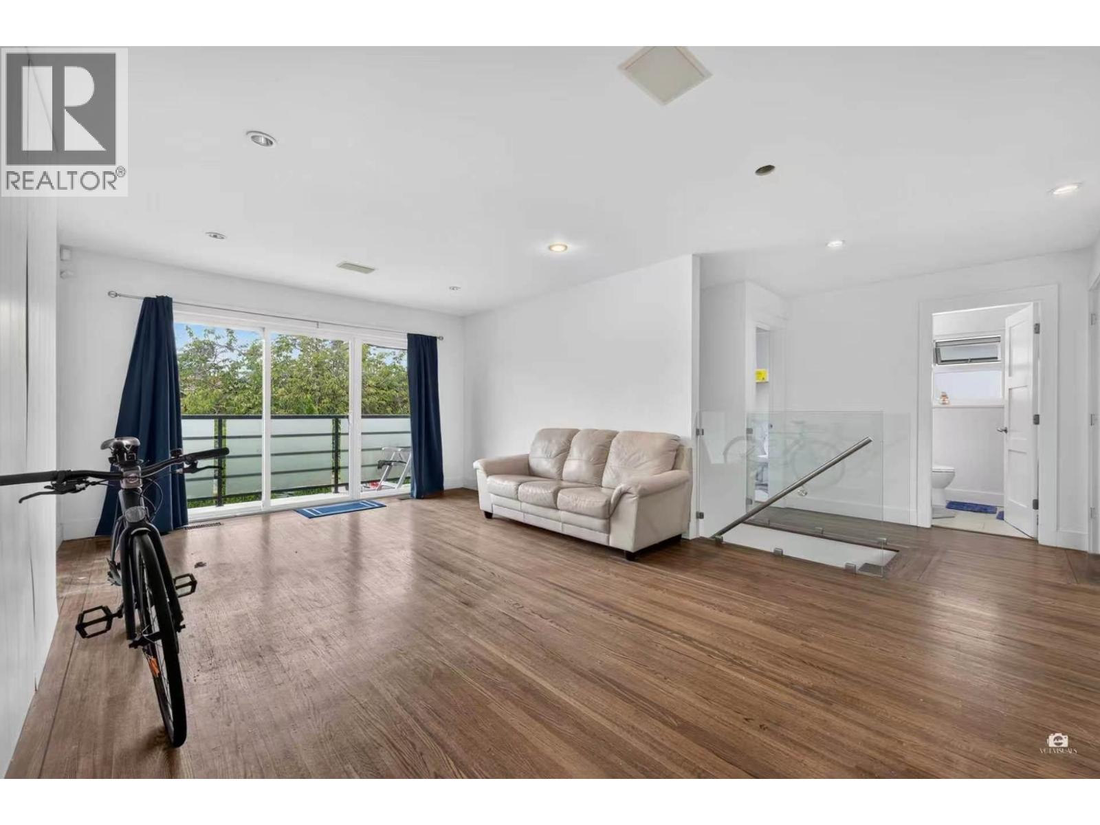 2532 E 24th Avenue, Vancouver, British Columbia  V5R 1C9 - Photo 11 - R3130499