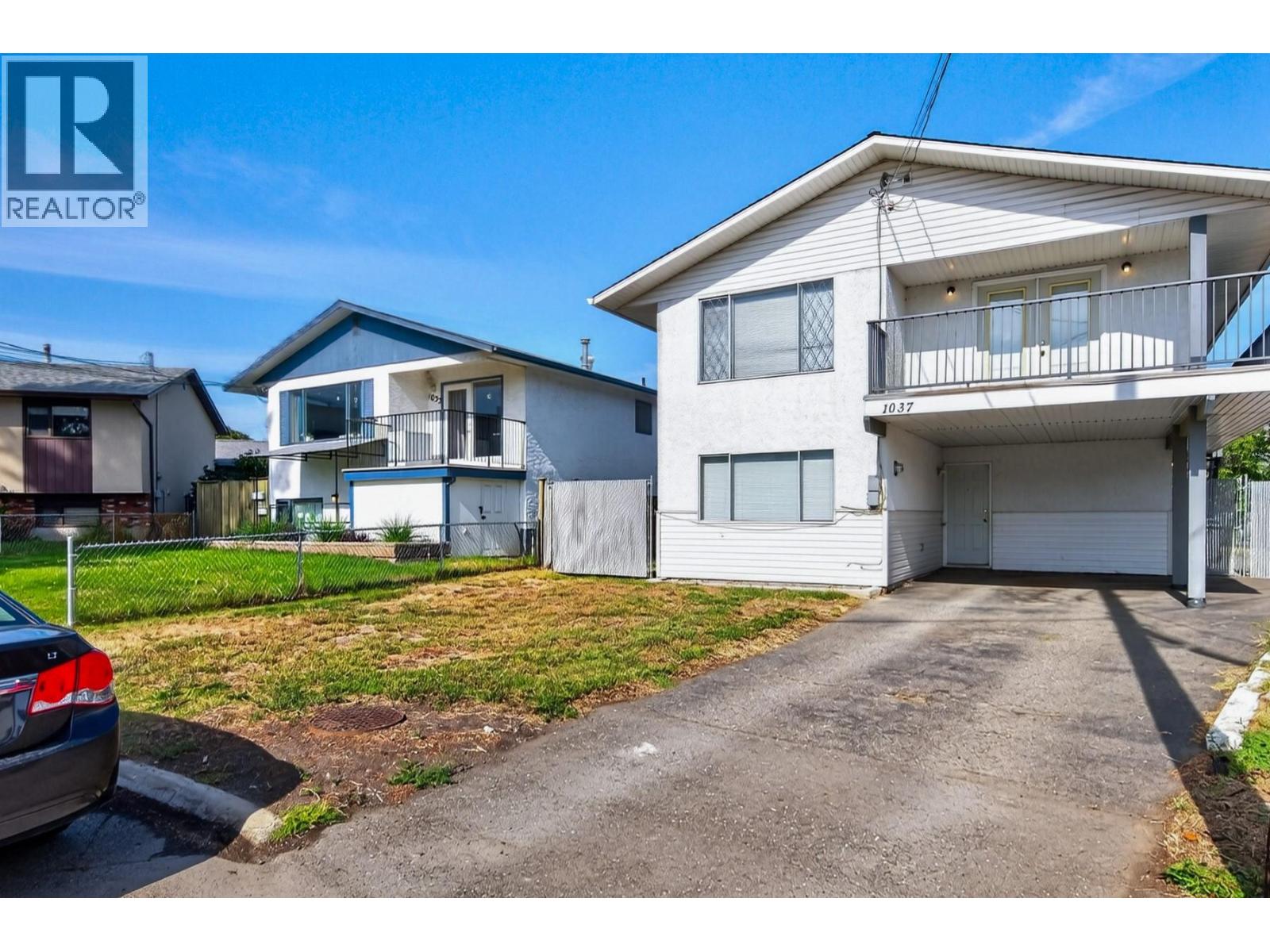 1037 Dundas Street photo 33