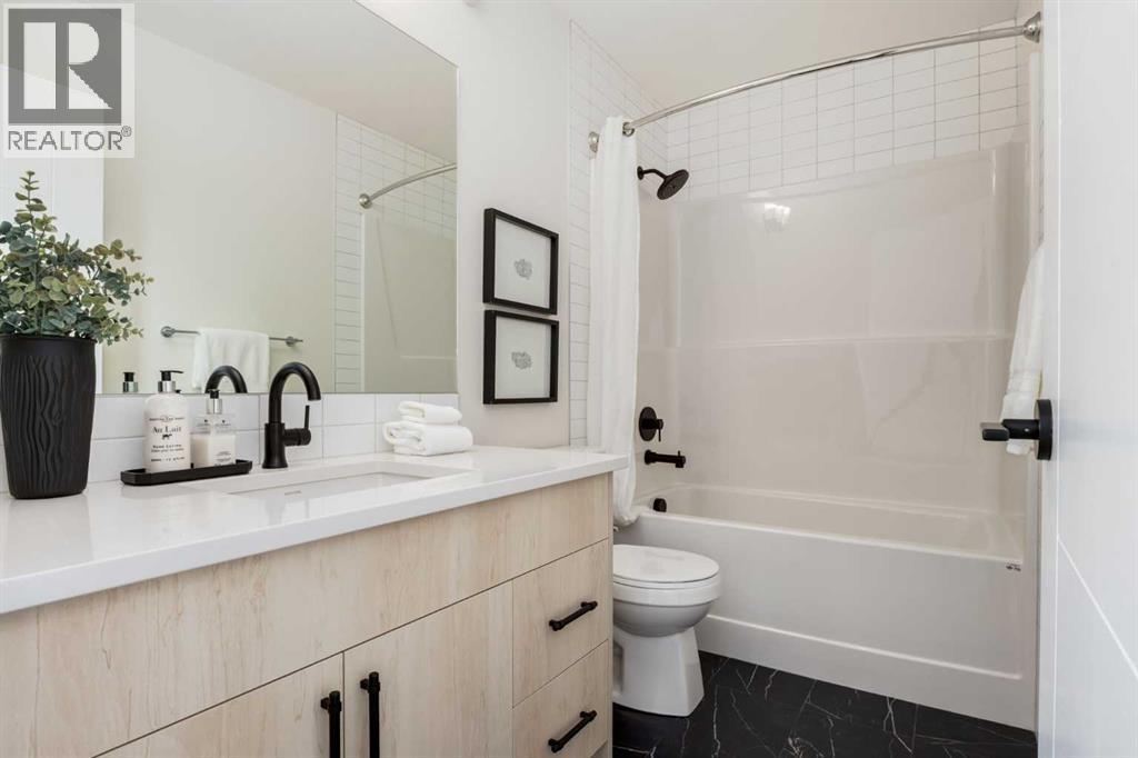 88 Bluerock Terrace Sw, Calgary, Alberta  T2Y 0V7 - Photo 37 - A2334241