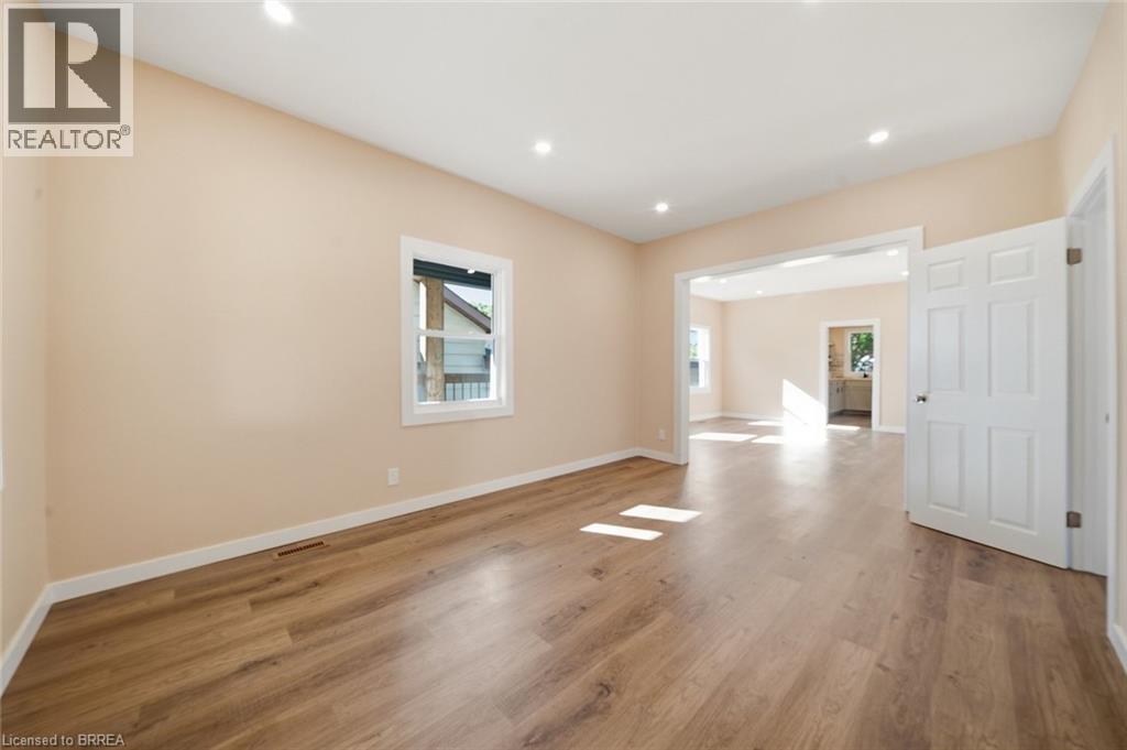 140 Pearl Street, Brantford, Ontario  N3T 3T2 - Photo 12 - 40863409