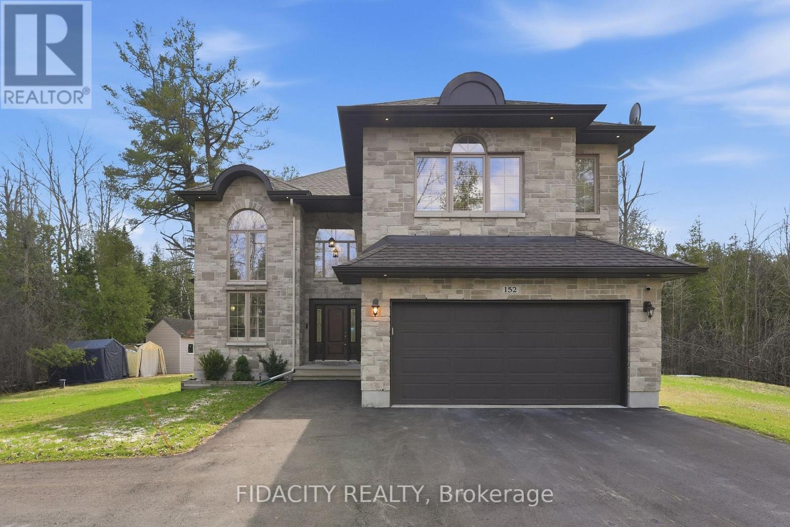 152 WILBERT COX DRIVE, Ottawa, Ontario