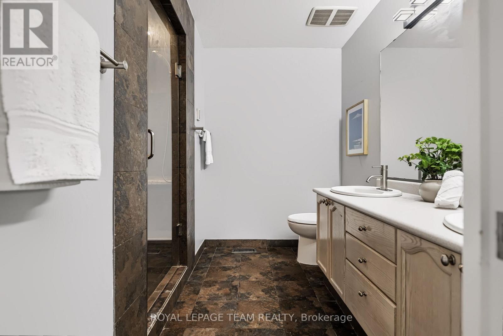 17 Catherwood Court, Ottawa, Ontario K2K 2K1 - Photo 22 - X13785816
