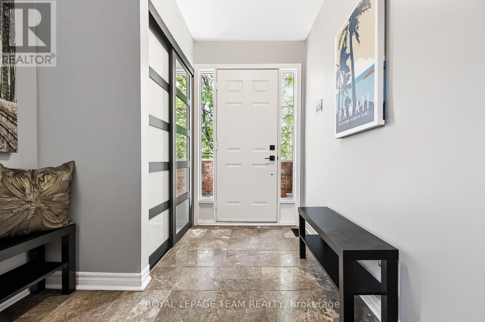 17 Catherwood Court, Ottawa, Ontario K2K 2K1 - Photo 4 - X13785816