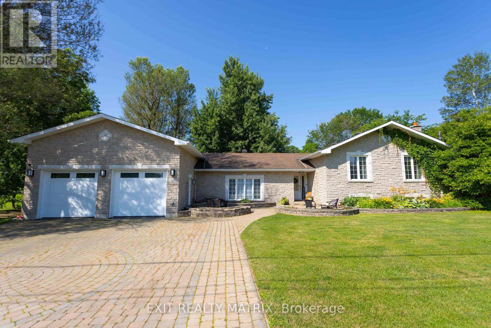 8399 ROWAN DRIVE, Ottawa, Ontario