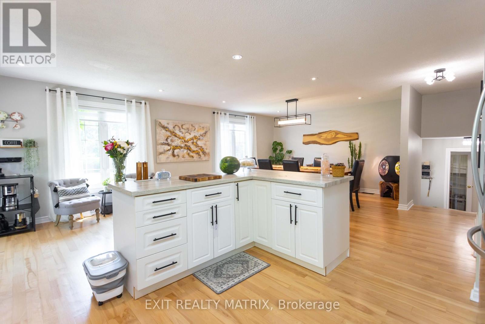 8399 Rowan Drive, Ottawa, Ontario  K0A 2P0 - Photo 12 - X13785902
