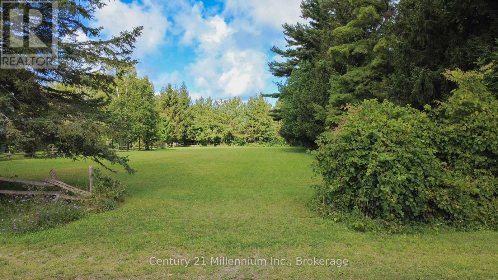 256 Anglesia Street N, Saugeen Shores, Ontario  N0H 2L0 - Photo 2 - X13785676