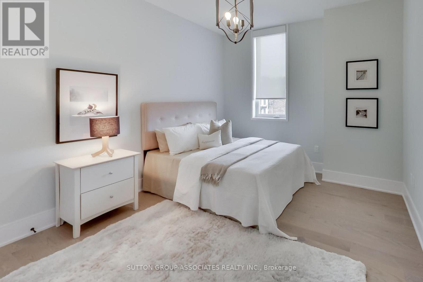 670 Winona Drive, Toronto, Ontario  M6C 3V8 - Photo 27 - C13785742