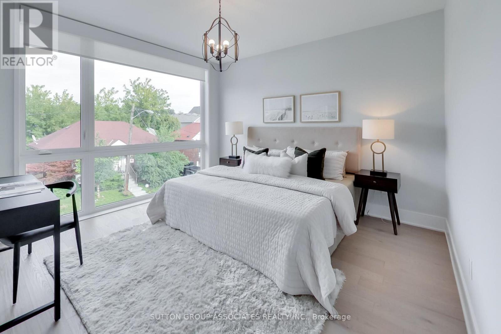 670 Winona Drive, Toronto, Ontario  M6C 3V8 - Photo 30 - C13785742