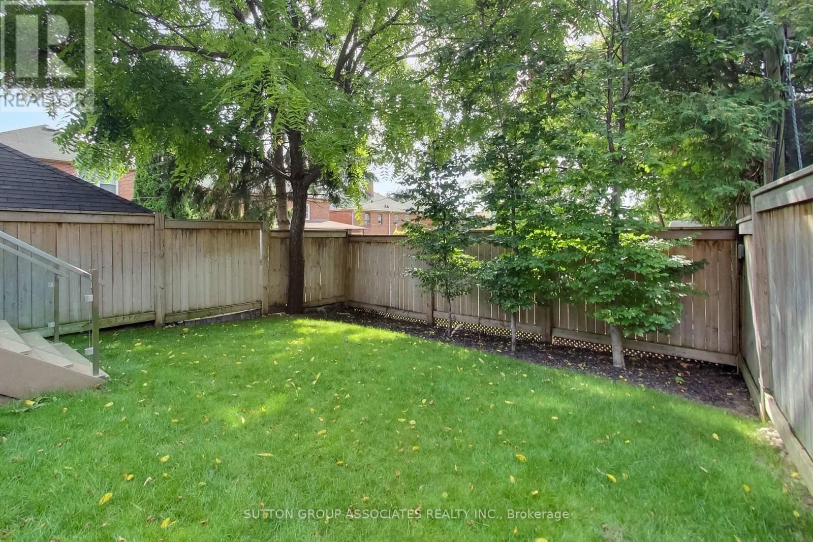 670 Winona Drive, Toronto, Ontario  M6C 3V8 - Photo 48 - C13785742