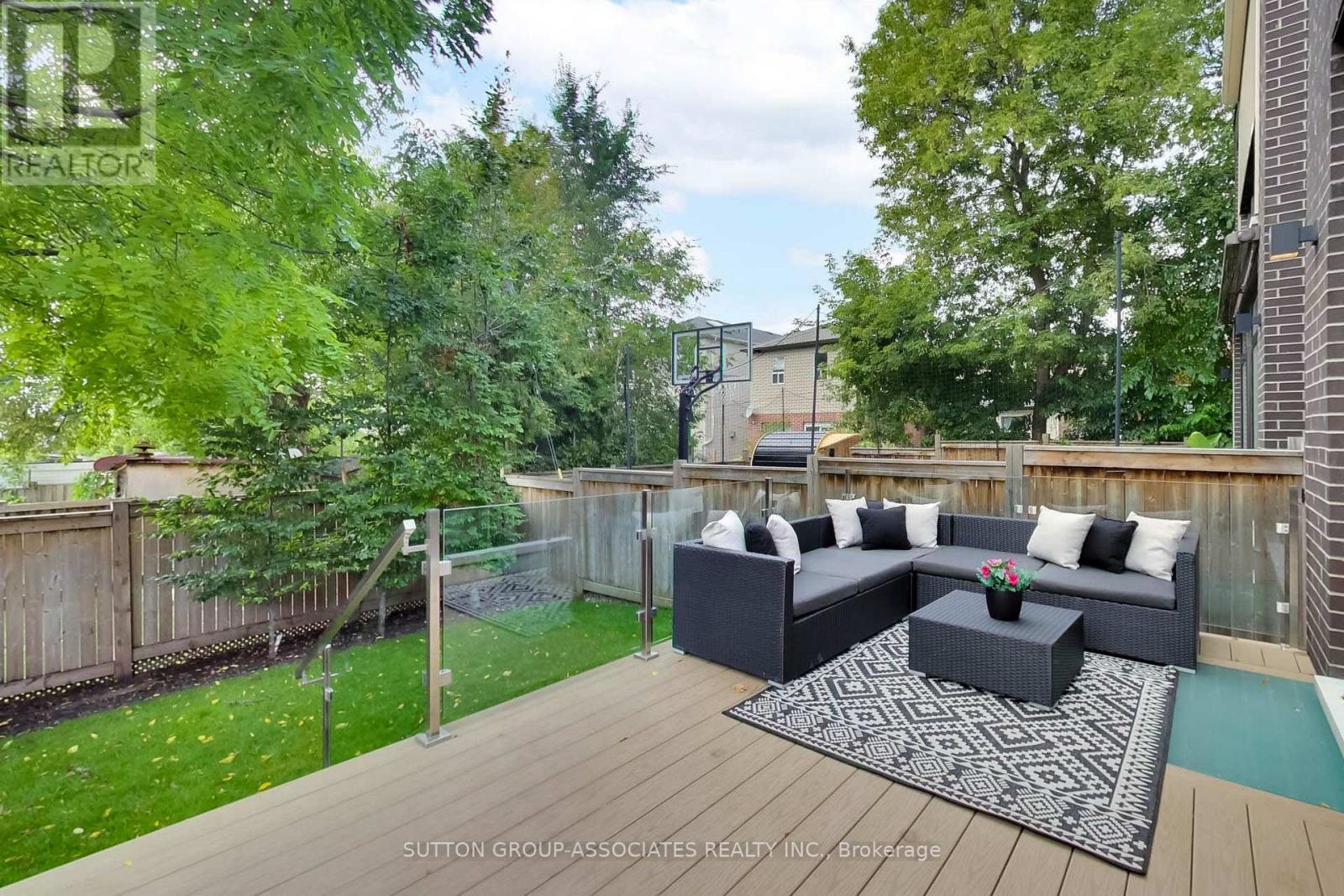 670 Winona Drive, Toronto, Ontario  M6C 3V8 - Photo 50 - C13785742