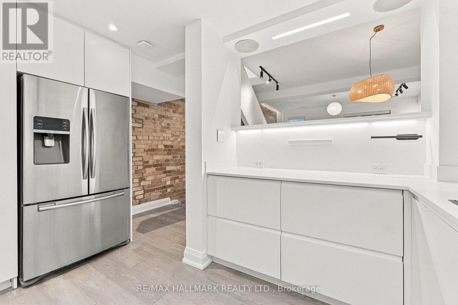 10 Earl Street, Toronto, Ontario  M4Y 1M3 - Photo 22 - C13785794