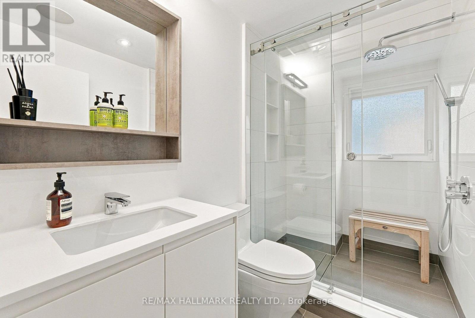 10 Earl Street, Toronto, Ontario  M4Y 1M3 - Photo 24 - C13785794