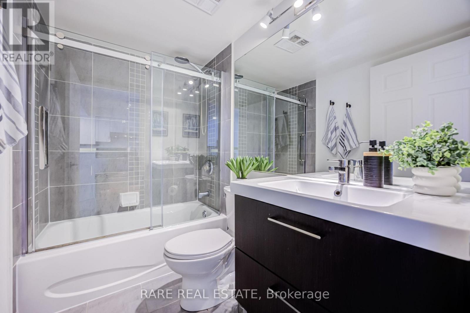 806 - 43 Eglinton Avenue, Toronto, Ontario  M4P 1A5 - Photo 9 - C13785994