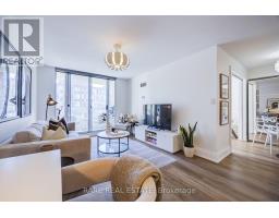 806 - 43 EGLINTON AVENUE, Toronto, Ontario