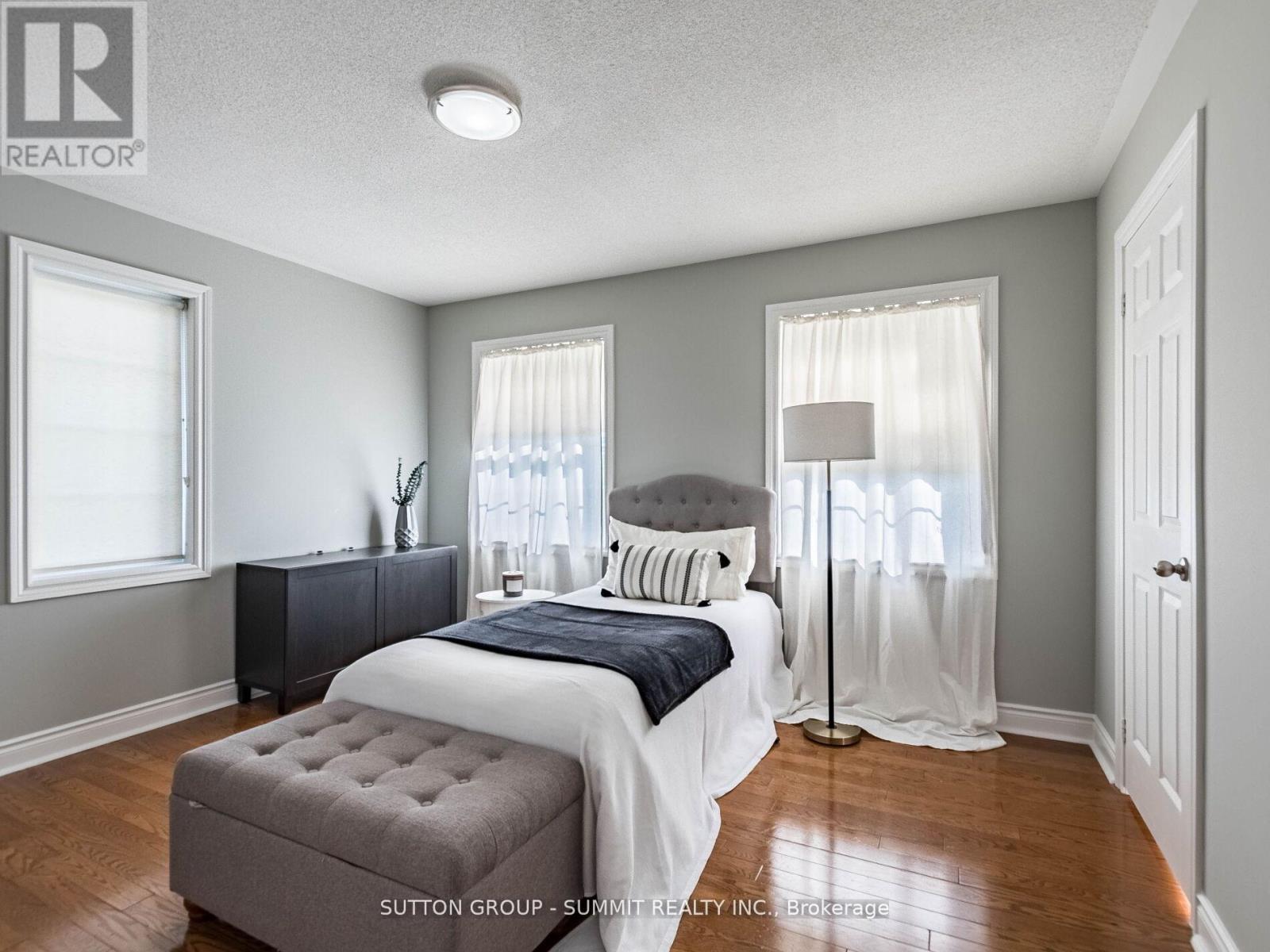 7123 Gillespie Lane, Mississauga, Ontario  L5W 1E8 - Photo 30 - W12942874