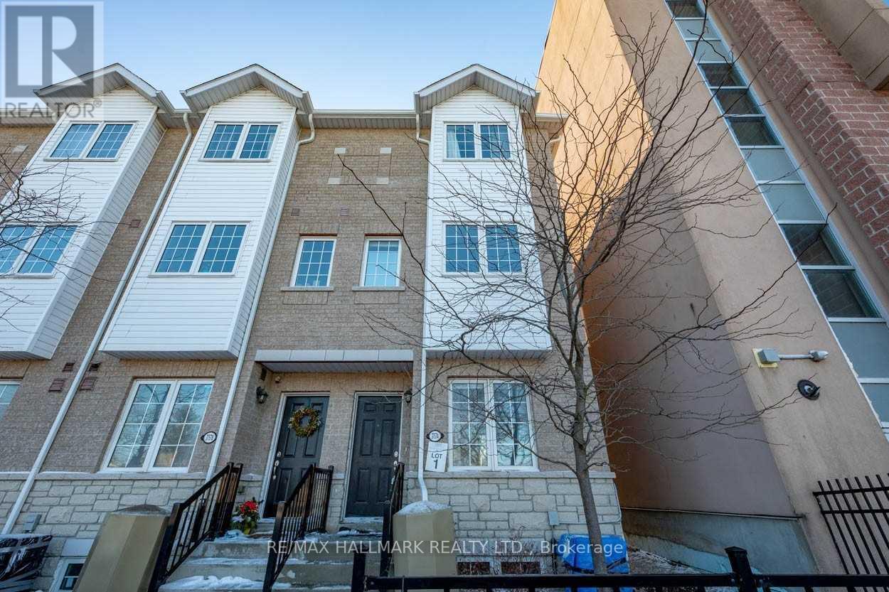 3757A ST CLAIR AVENUE E, Toronto, Ontario