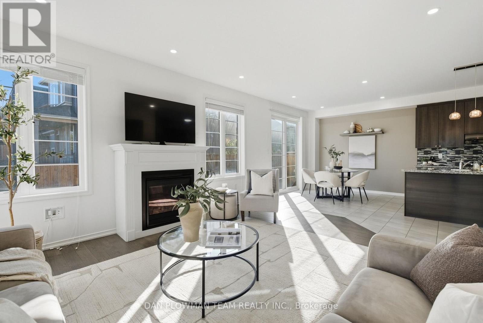 2560 Bandsman Crescent, Oshawa, Ontario  L1L 0M2 - Photo 12 - E13786010