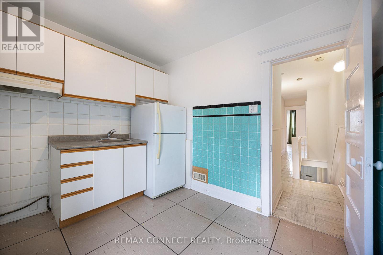 60 Hazelwood Avenue, Toronto, Ontario  M4J 1K5 - Photo 15 - E13786032