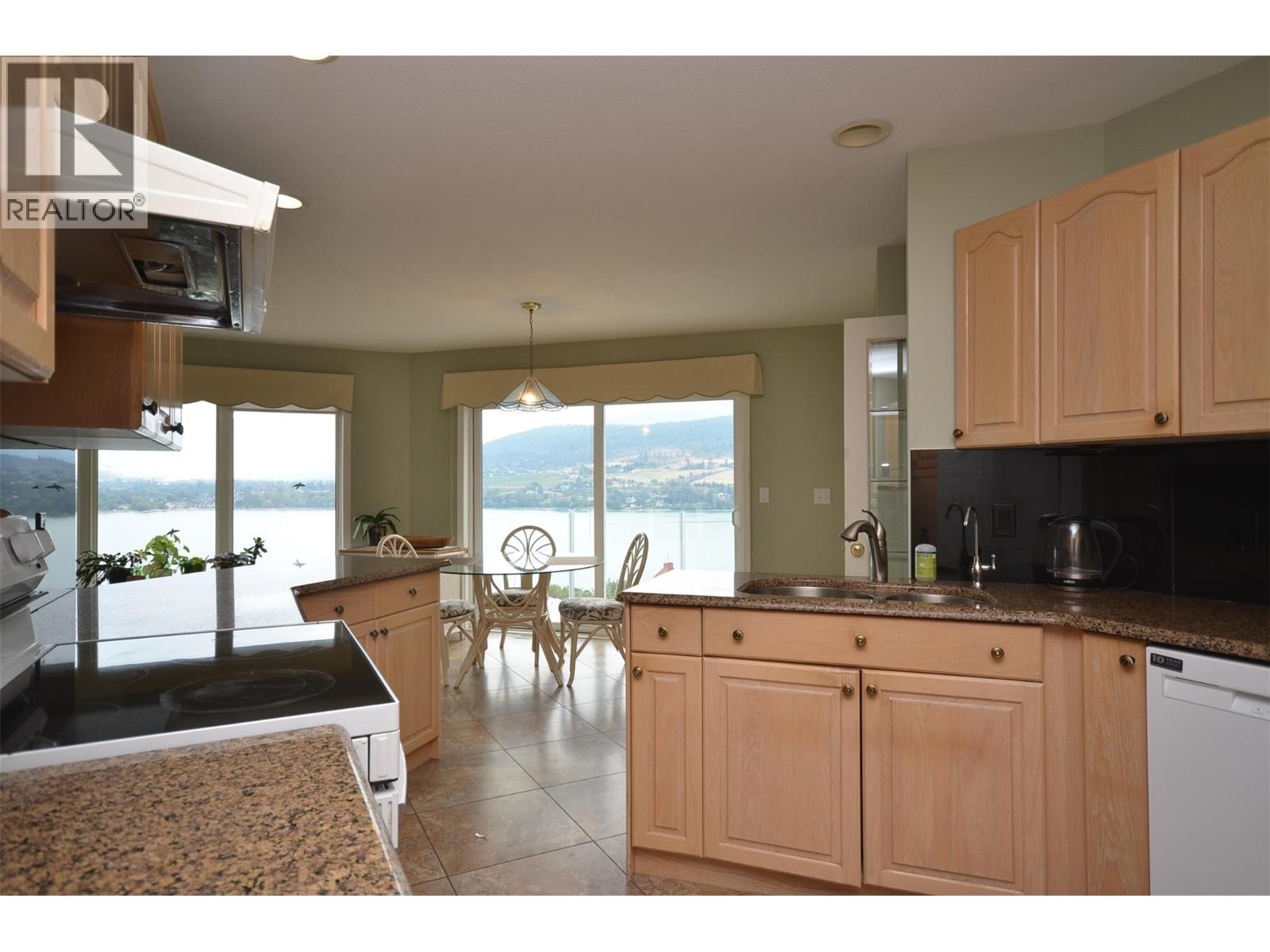 7927 Stoneridge Drive, Coldstream, British Columbia  V1B 2T7 - Photo 25 - 10399467