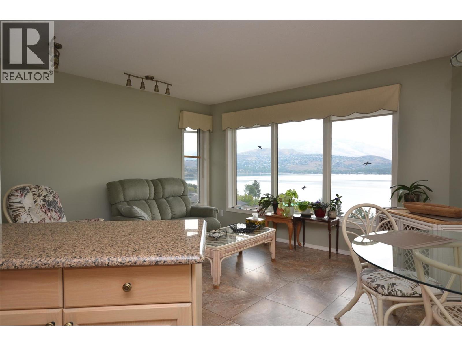 7927 Stoneridge Drive, Coldstream, British Columbia  V1B 2T7 - Photo 93 - 10399467