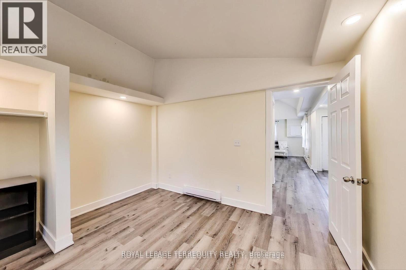 3251 Ravenshoe Road, East Gwillimbury, Ontario  L0G 1R0 - Photo 17 - N13785714
