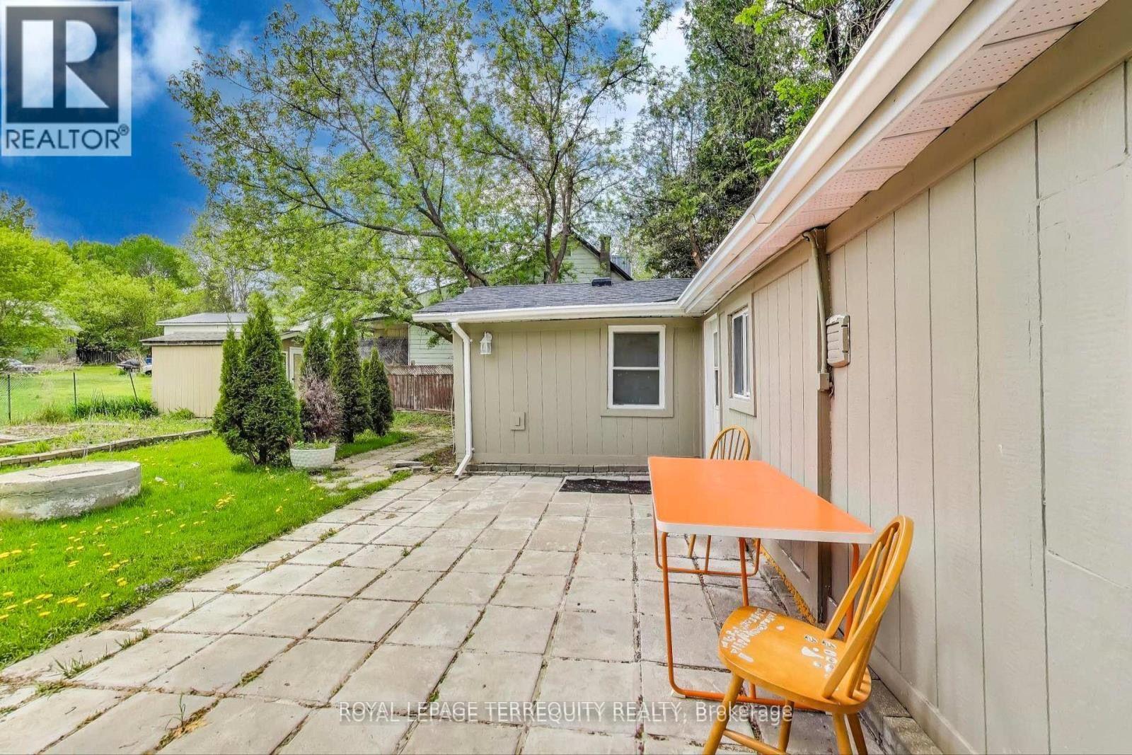 3251 Ravenshoe Road, East Gwillimbury, Ontario  L0G 1R0 - Photo 20 - N13785714