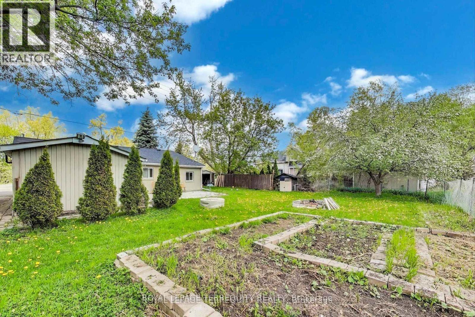 3251 Ravenshoe Road, East Gwillimbury, Ontario  L0G 1R0 - Photo 24 - N13785714