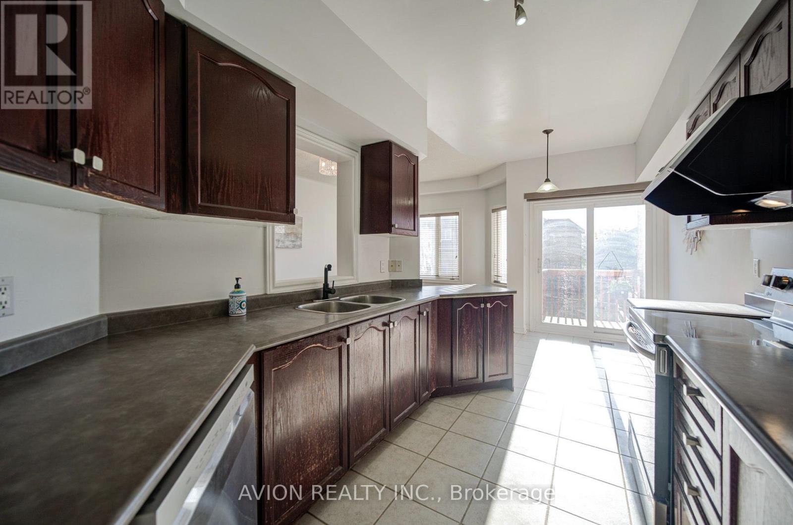 82 Kimono Crescent, Richmond Hill, Ontario L4S 2G1 - Photo 12 - N13785728