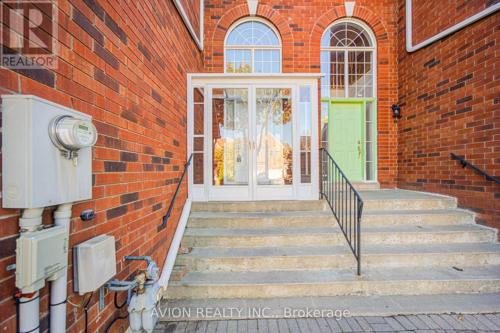 82 Kimono Crescent, Richmond Hill, Ontario L4S 2G1 - Photo 2 - N13785728