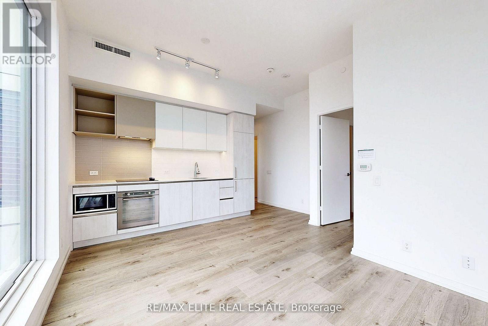 4806 - 7890 Jane Street, Vaughan, Ontario  L4K 0L1 - Photo 3 - N13785748