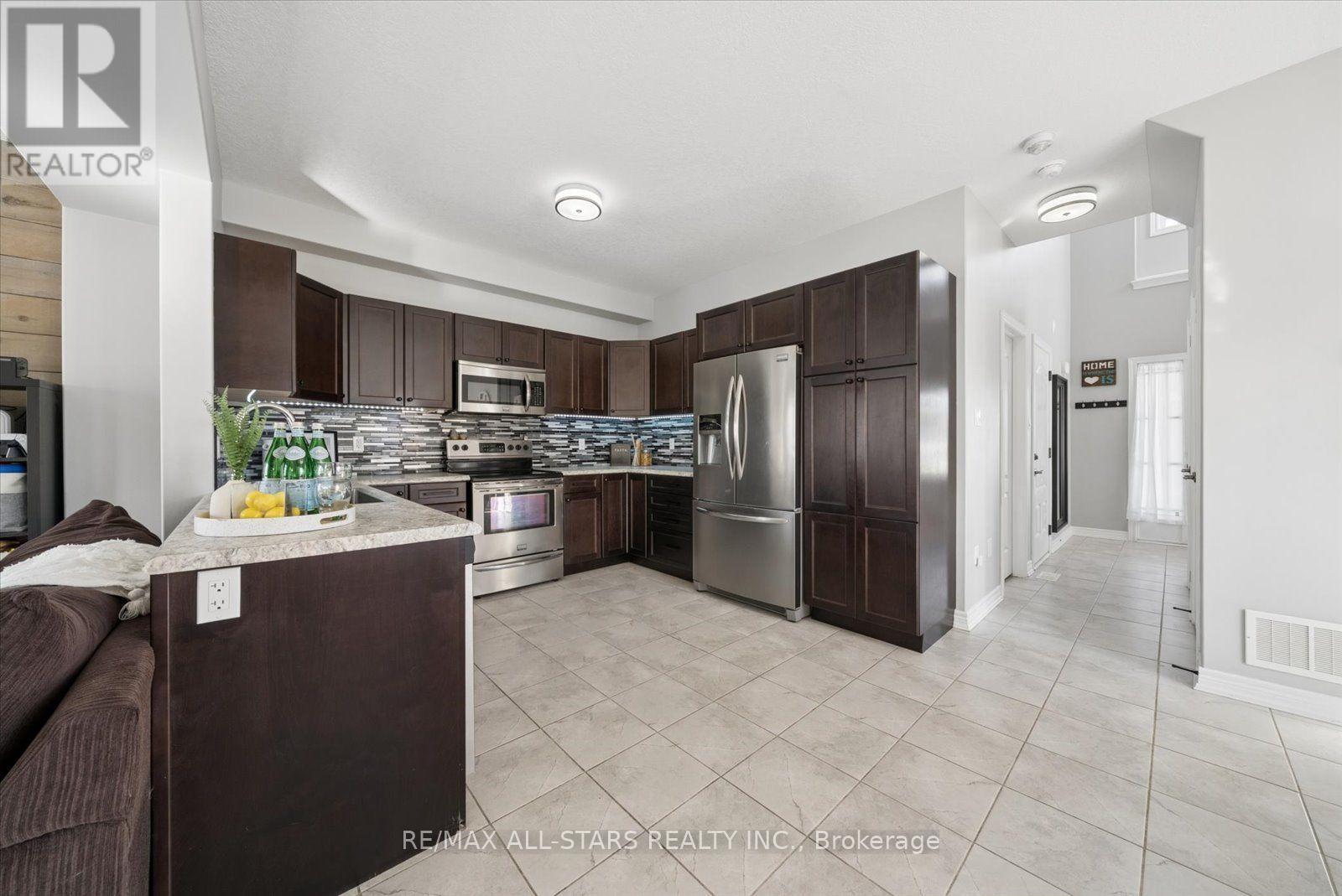 58 Carleton Trail, New Tecumseth, Ontario  L0G 1A0 - Photo 11 - N13785804
