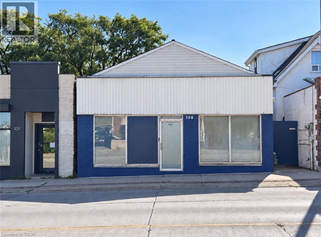 104 PARKDALE Avenue N, Hamilton, Ontario