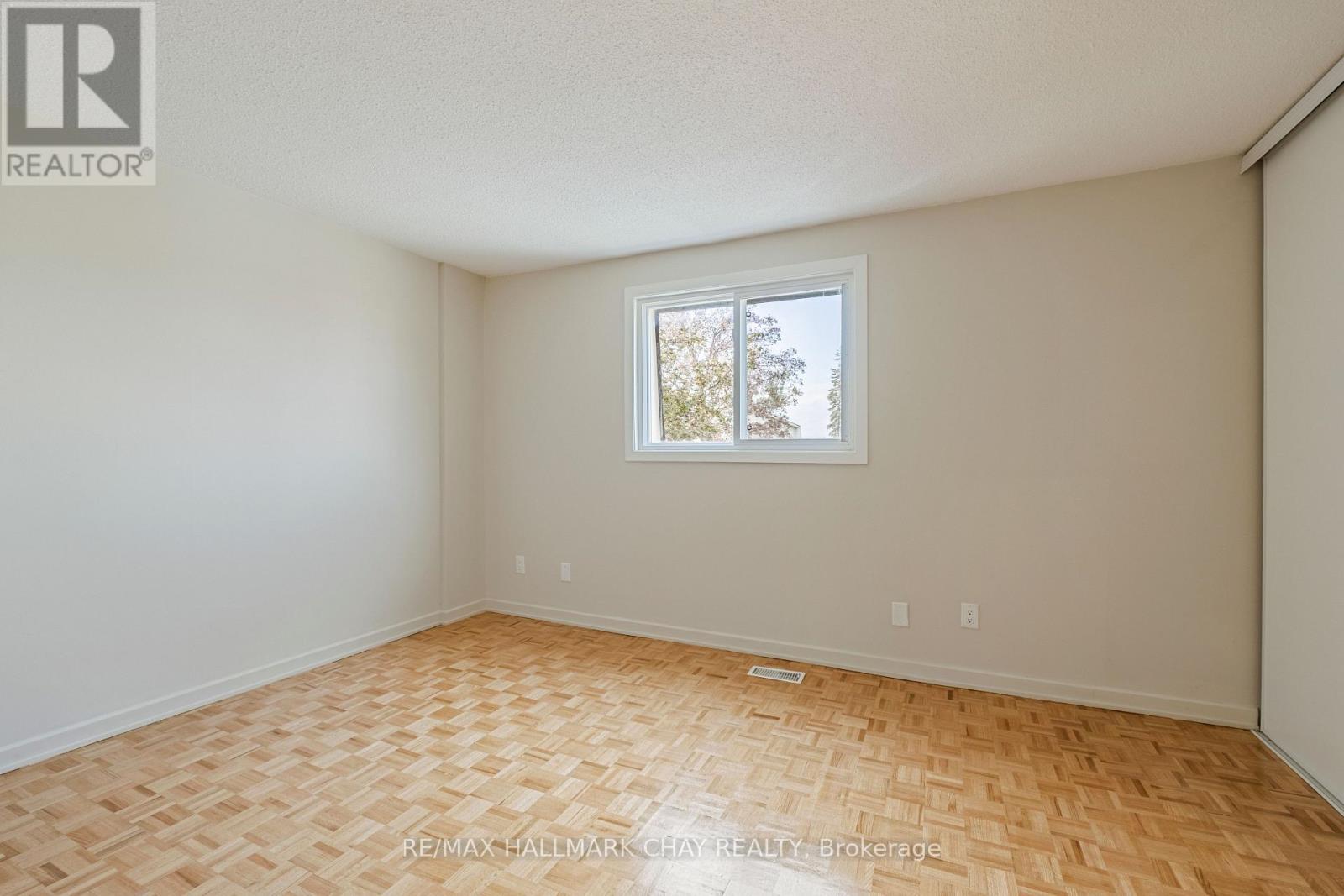 28 - 177 Bayview Drive, Barrie, Ontario  L4N 4Y6 - Photo 12 - S13785832