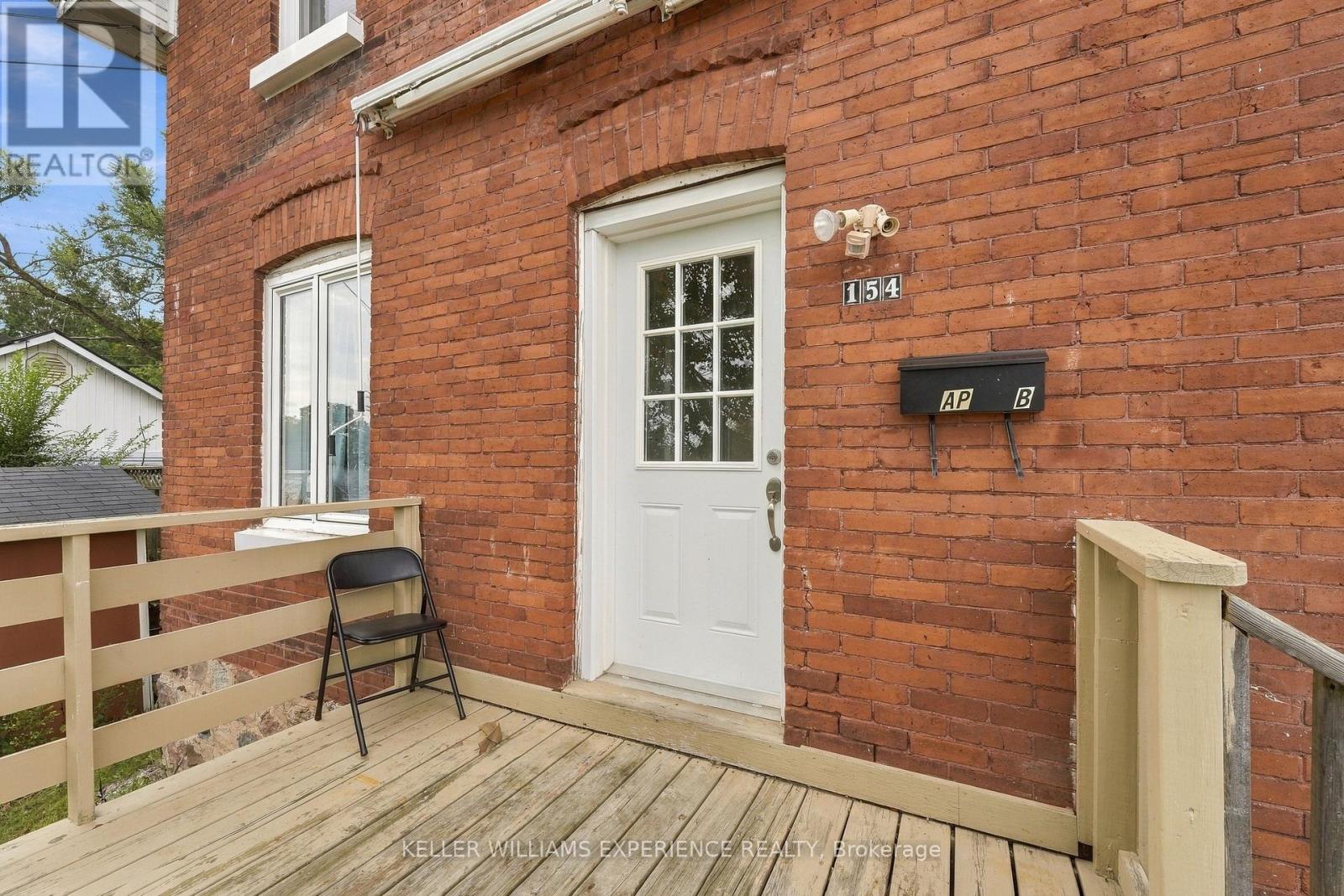 154 Fifth Street, Midland, Ontario  L4R 3V9 - Photo 2 - S13785972