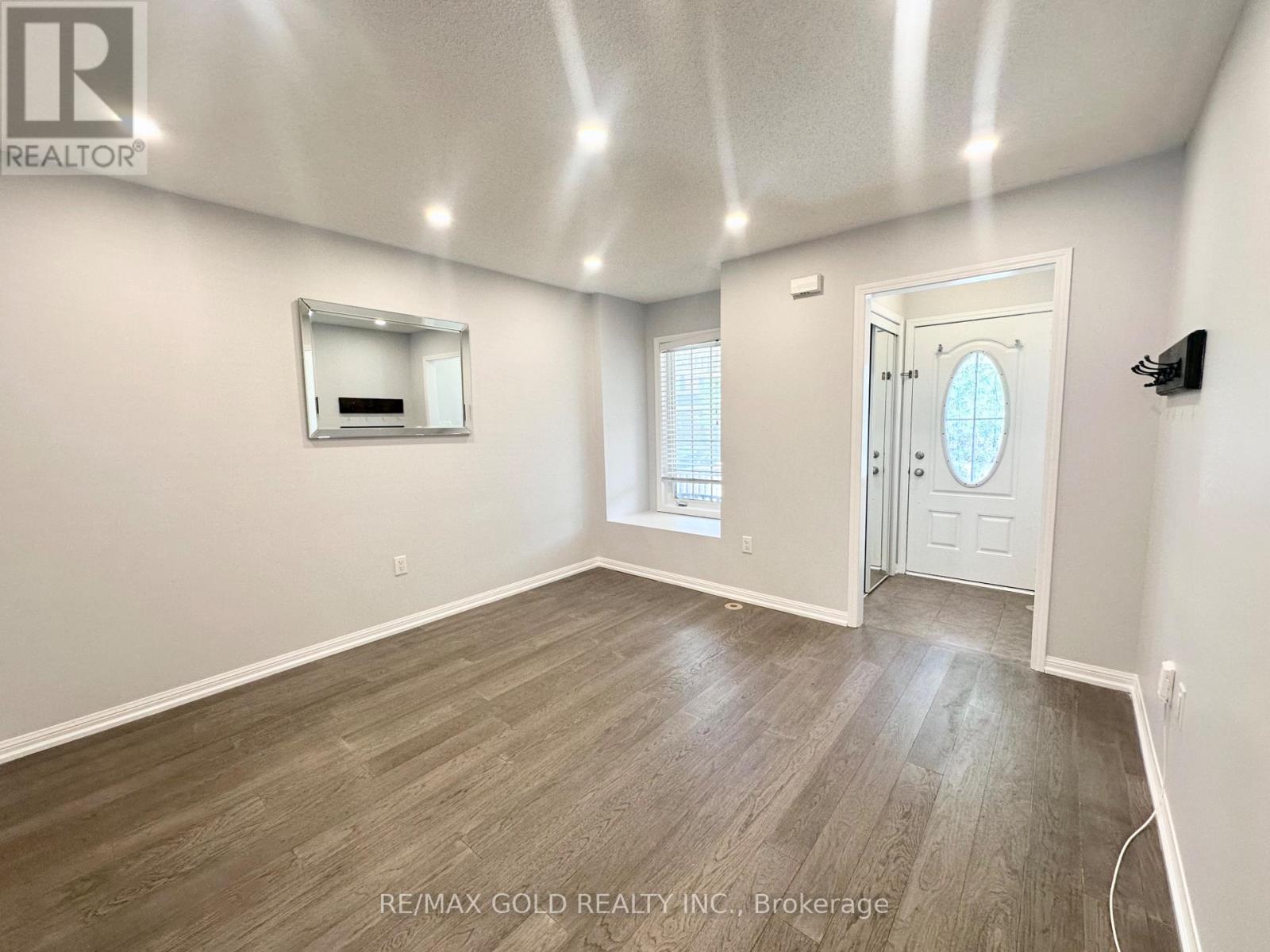 223 Prosser Circle, Milton, Ontario  L9T 0P6 - Photo 4 - W13785616