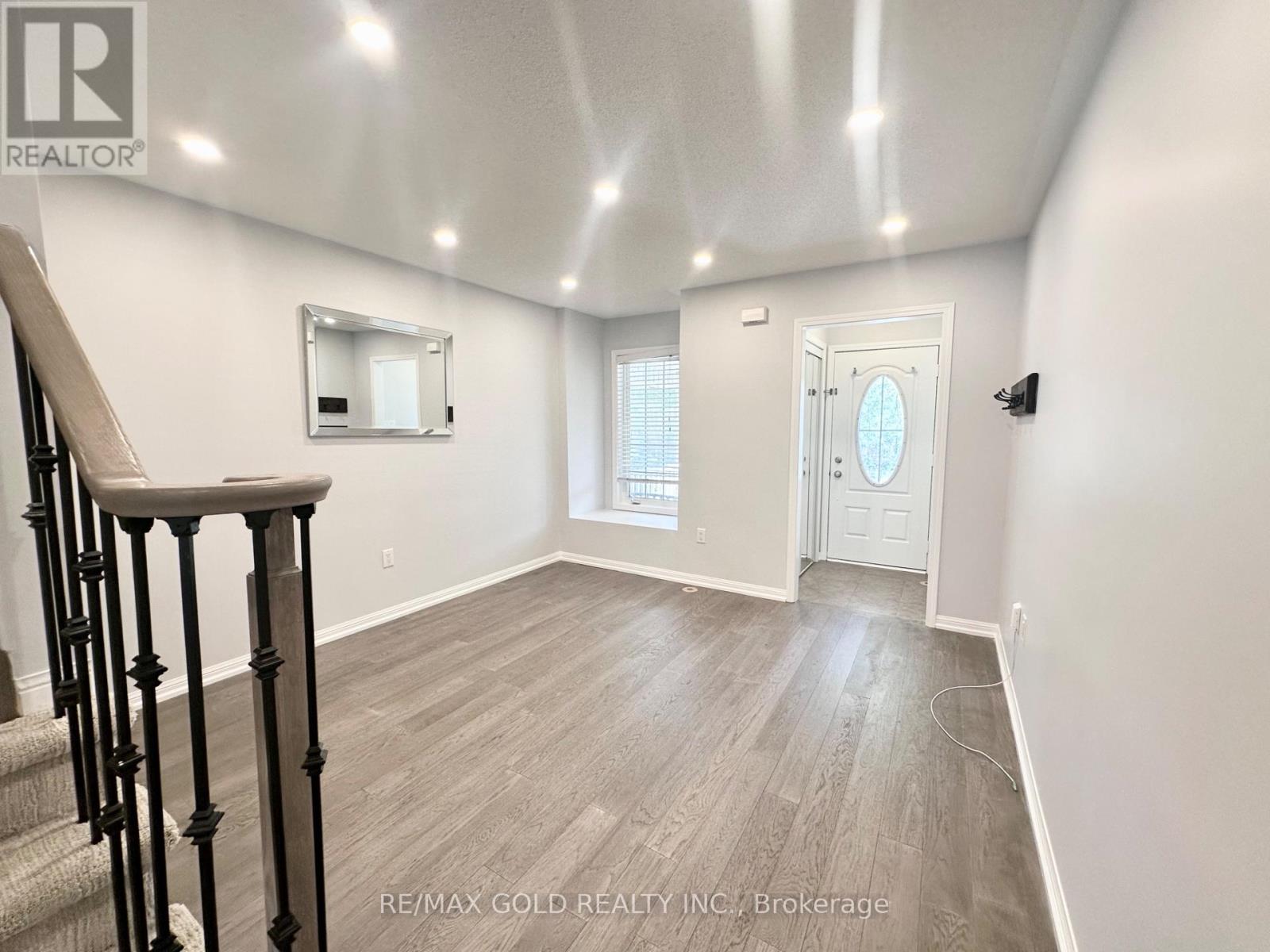 223 Prosser Circle, Milton, Ontario  L9T 0P6 - Photo 7 - W13785616
