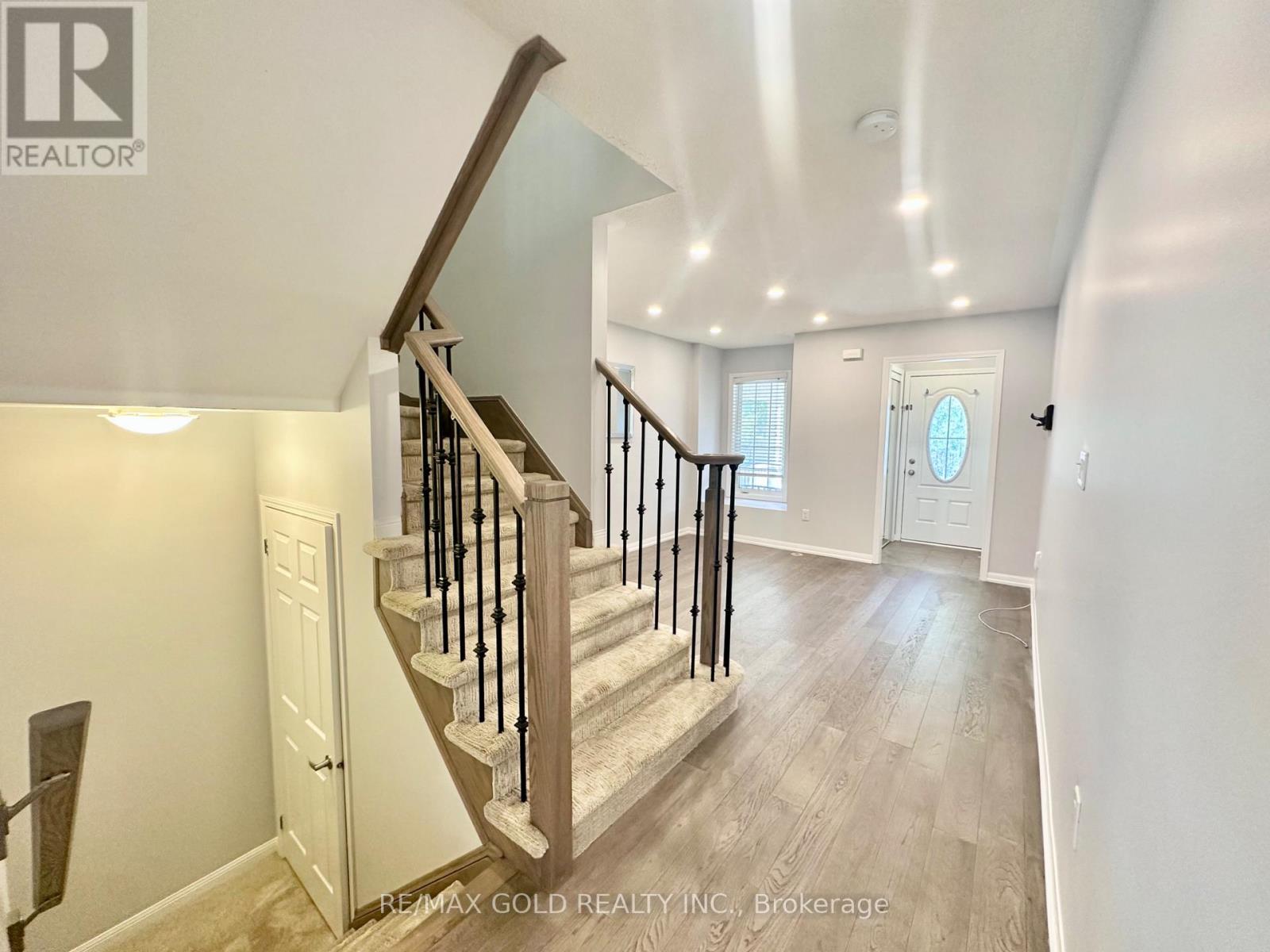 223 Prosser Circle, Milton, Ontario  L9T 0P6 - Photo 8 - W13785616