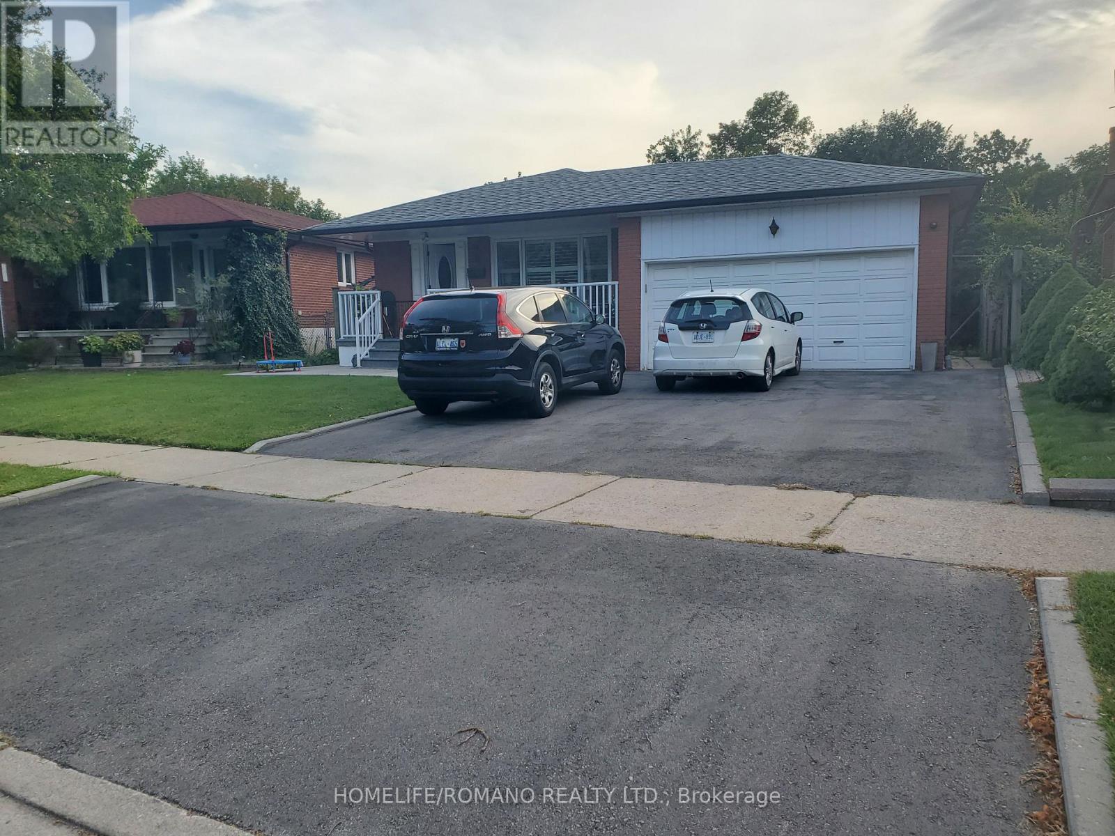 1 - 6 EARLDOWN DRIVE