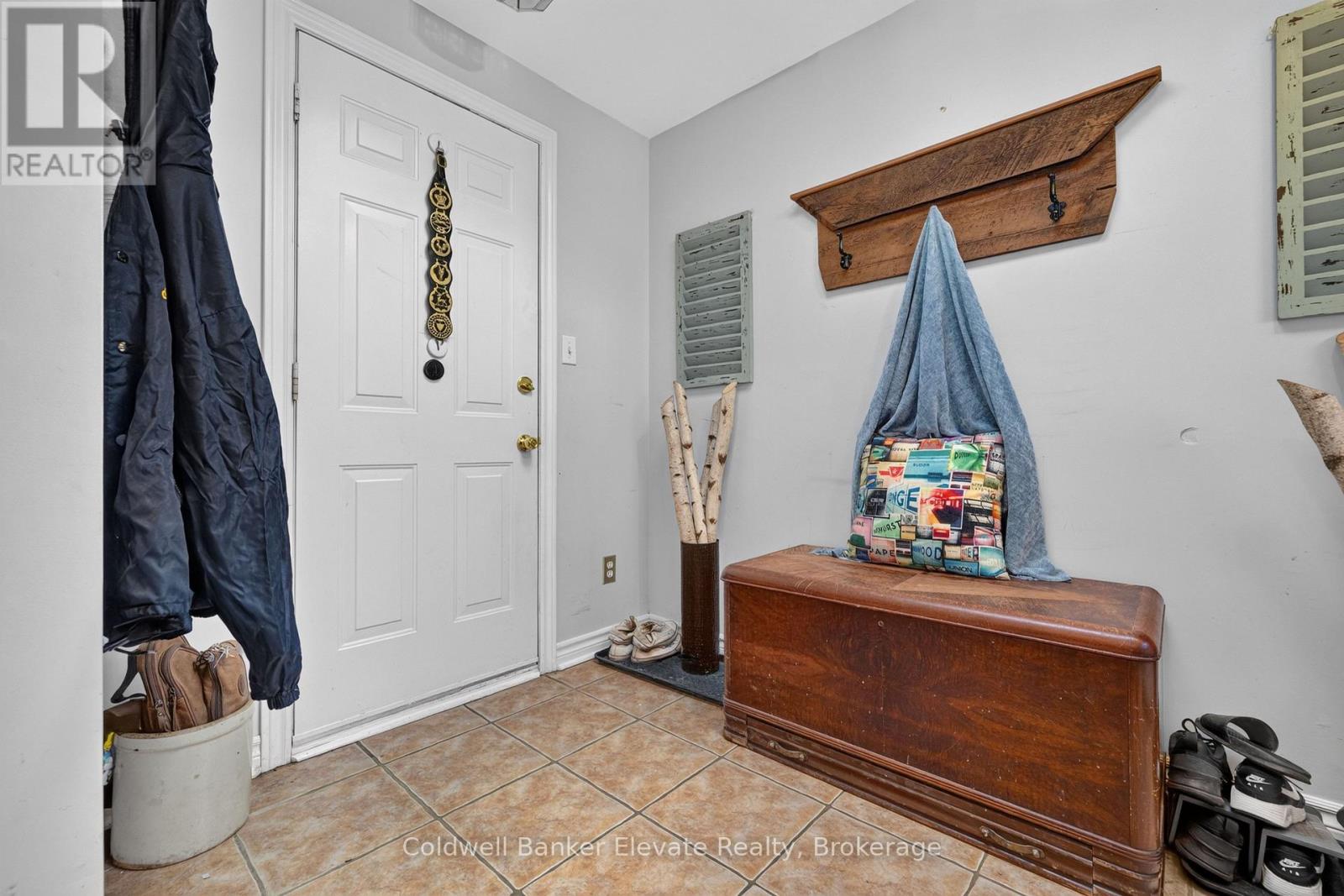 32 Chelvin Drive, Halton Hills, Ontario  L7G 4P9 - Photo 8 - W13785662