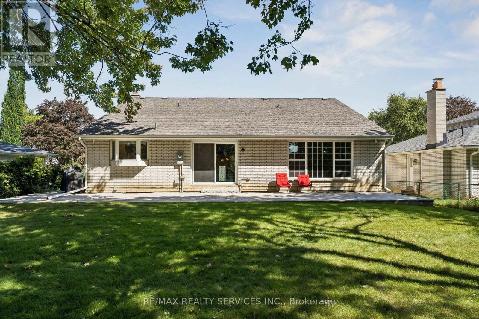 16 Malvern Court, Brampton, Ontario L6W 1H1 - Photo 43 - W13785796