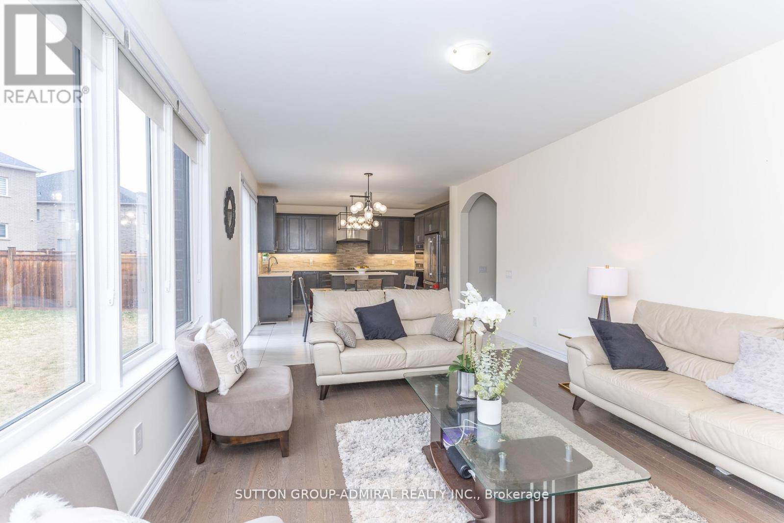 30 Albert Spencer Avenue, Caledon, Ontario  L7C 4G4 - Photo 11 - W13785848