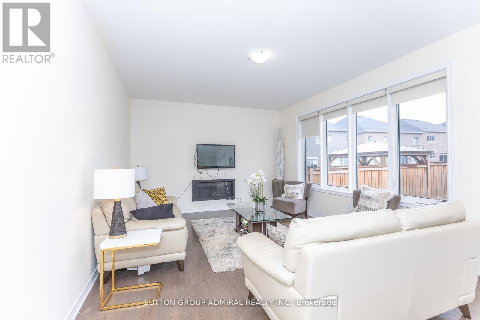 30 Albert Spencer Avenue, Caledon, Ontario  L7C 4G4 - Photo 15 - W13785848