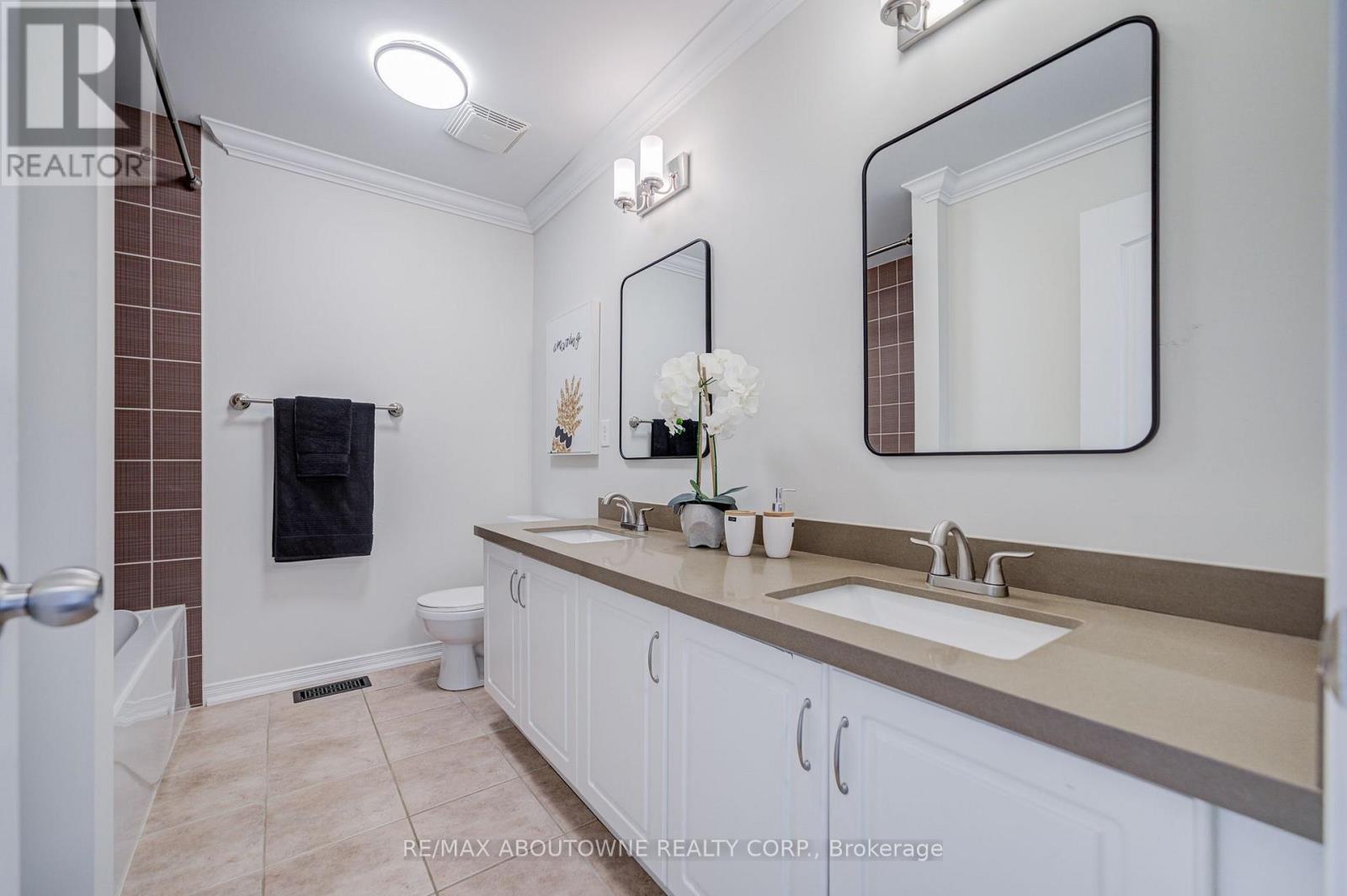 4228 Fuller Crescent, Burlington, Ontario  L7M 0M4 - Photo 41 - W13785866