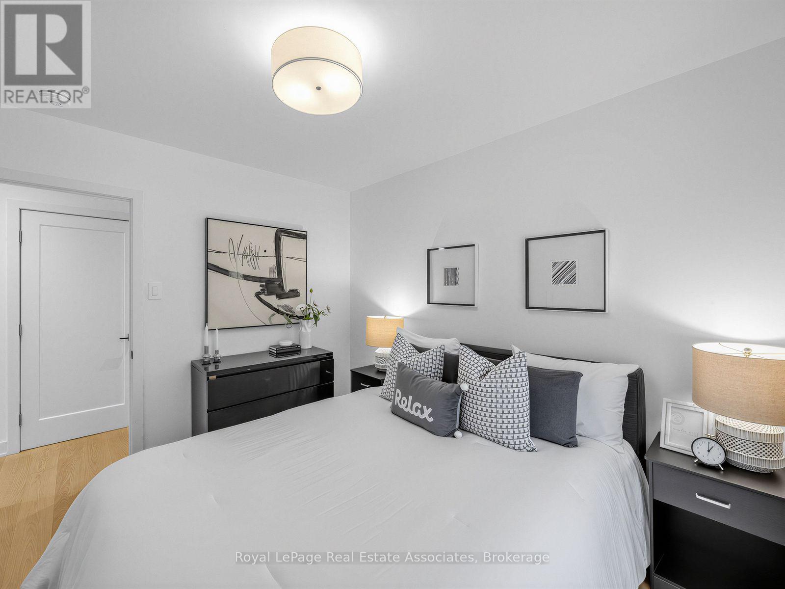 25 Treeview Drive, Toronto, Ontario  M8W 4B8 - Photo 16 - W13785908
