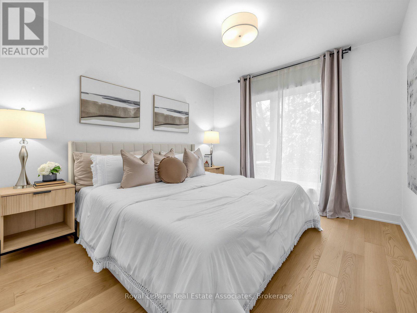 25 Treeview Drive, Toronto, Ontario  M8W 4B8 - Photo 18 - W13785908