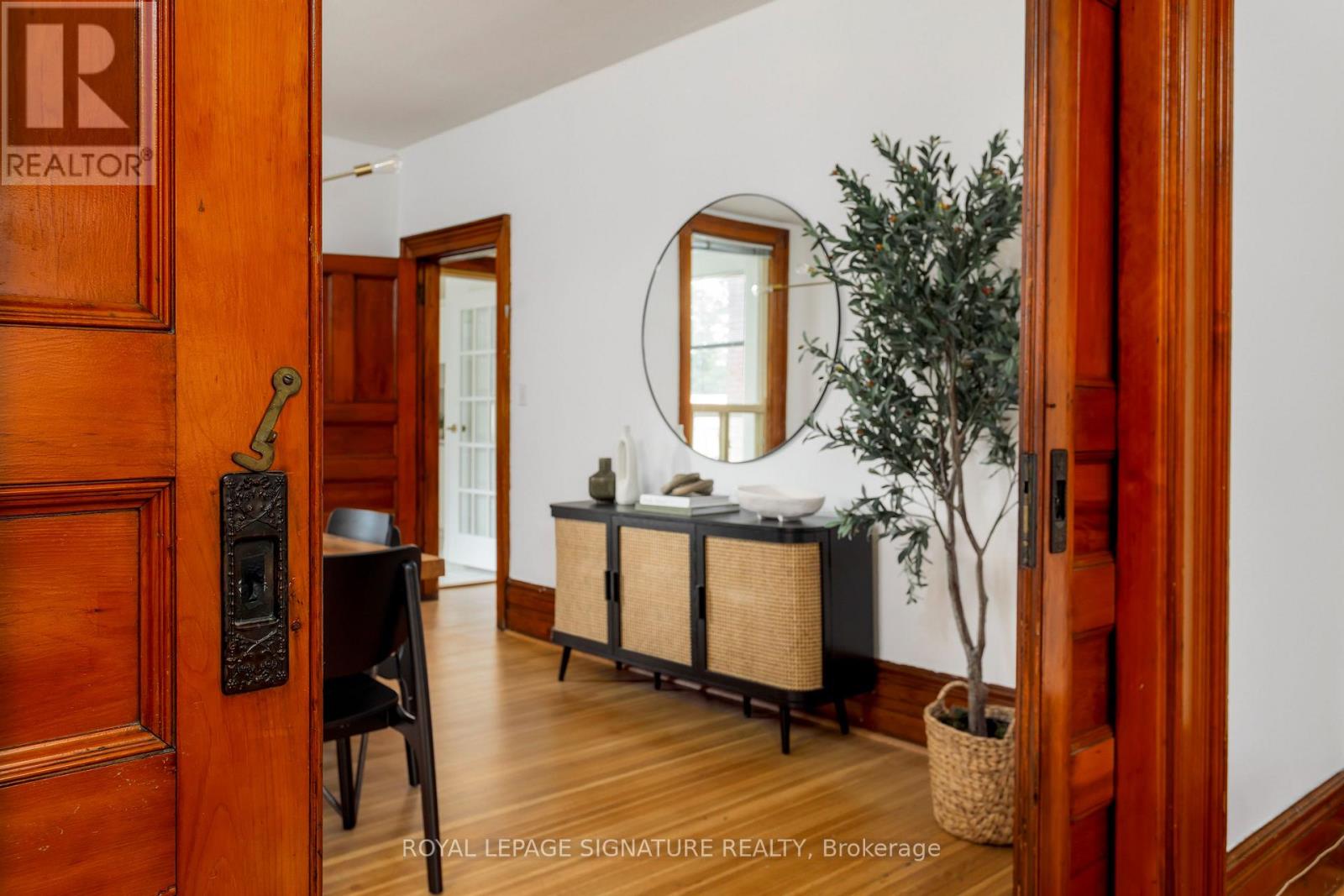36 Cowan Avenue, Toronto, Ontario  M6K 2N4 - Photo 11 - W13785926