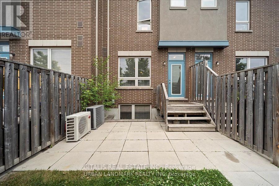 4 - 94 Caledonia Park Road, Toronto, Ontario  M6H 0B1 - Photo 11 - W13785932