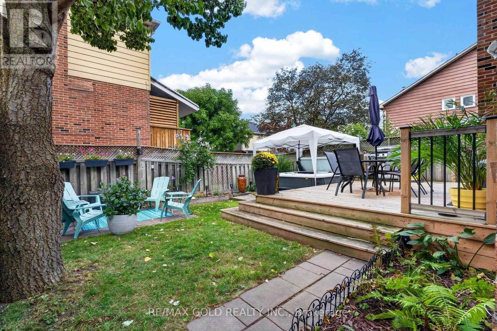 6 Rowe Court, Brampton, Ontario  L6X 2S2 - Photo 48 - W13785984