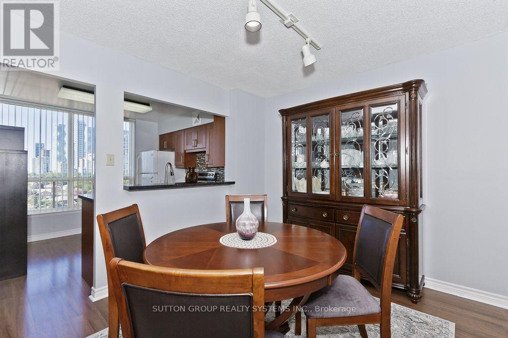 1214 - 55 Elm Drive, Mississauga, Ontario  L5B 3Z3 - Photo 13 - W13786006